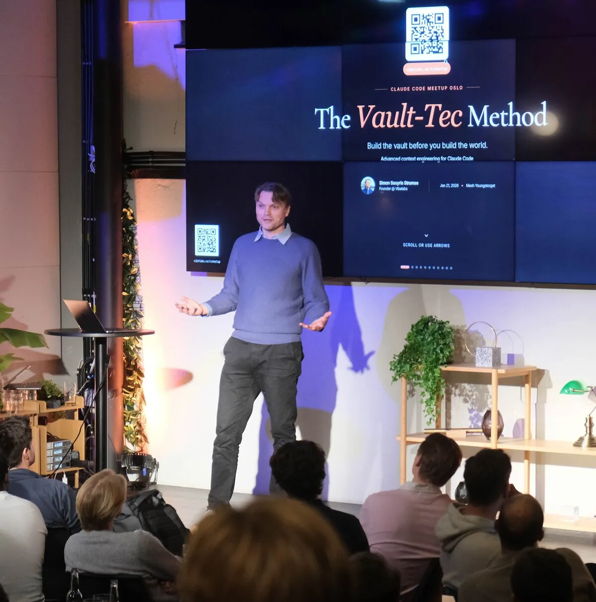 Simon Strumse holder foredrag